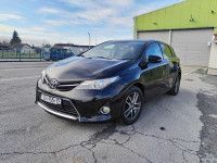 Toyota Auris 2,0 D-4D REGISTRIRAN GODINU DANA