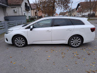 Toyota Avensis Wagon 2,0 D-4D, 2015,navi,kamera,xenon