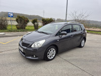 Toyota Corolla Verso 2,0 D-4D Sol