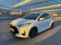 Toyota Yaris Sol 1.5 VVT-iE Hybrid 2021. Automatik, LED, Jamstvo