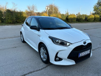 Toyota Yaris 1.5 VVT-i Hybrid 2021. Automatik, Navigacija *HR Vozilo*