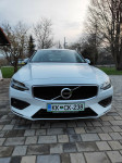 Volvo S60+B4P+MOMENTUM