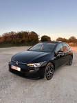 VW Golf 8 1.5 eTSI, DSG, ACC, IQ-LED Matrix, Webasto, PANO