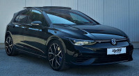 VW Golf 8 2,0 TSI 4M AVT R-PERFORMANCE-AKRAPOVČ-PANO-HEAD-UP