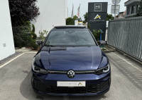 VW GOLF VIII 2,0 TSI GTI DSG PANO ALU 19 KAMERA ACC LED