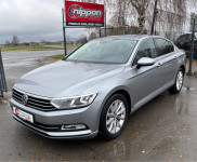 VW Passat 1,6TDI HIGHLINE - DSG - VIRTUAL - NAVI - FULL LED - SERVISNA