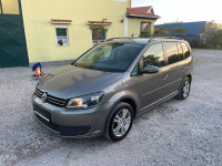 VW Touran 1,6 TDI,7 SJEDALA,VRHUNSKO STANJE.