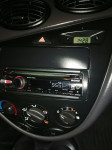 Auto radio Sony moguća zamjena