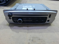 RENAULT MEGANE III CD PLAYER ORIGINAL