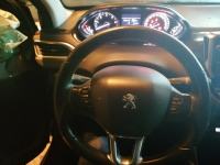 peugeot 208 kilometar sat