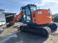 HITACHI ZAXIS 135