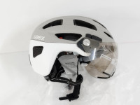 uvex finale visor sand-white matt biciklo romobil kaciga 52-57 cm