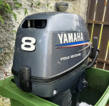 Yamaha 8 - poklopac (kapa) vanbrodskog motora, odlično stanje