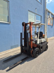 Nissan 1500 kg nosivost -JEFTIN A DOBAR-