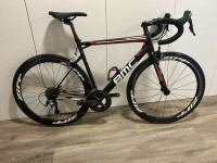 BMC TEAMMACHINE SLR 01, KARBON, M, ZIPP KOTAČI, NOVE GUME, *KAO NOV*