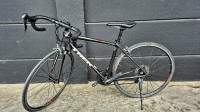 Trek Emonda ALR6 cestovni bicikl vel. 52