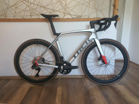 Trek Madone 2025 sl7 Gen 8 ML 56