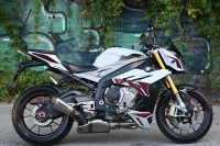 BMW S 1000 R 999 cm3