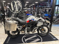 BMW F900GS Adventure 900 cm3 / 2024 / Akrapović