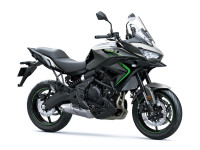 KAWASAKI VERSYS 650 SE NOVO!!! 2025 ISPORUKA ODMAH