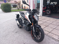 KTM DUKE 390