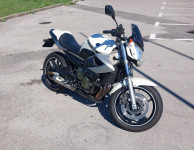 Yamaha XJ6 600 cm3