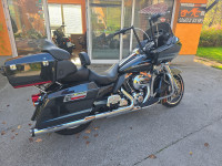 Harley Davidson ROAD GLIDE  1800 cm3