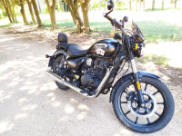 Royal Enfield - Meteor 350 - Stellar Black - 350 cm3 - Garancija