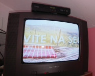 Klasični (CRT) mini TV, 37 cm