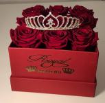 Flower box sa dugotrajnim ružama