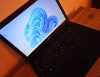Laptop Dell Vostro 3580 - 15.6" i7-8565U