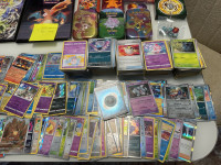 Pokemon set 988 kartica i albumi i ostalo