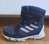 ADIDAS TERREX broj 33....kao nove