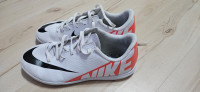 Nike tenisice br. 37.5