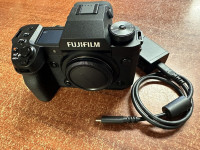 Fujifilm Fuji X-H2 40,2MP brezzrcalni digitalni fotoaparat