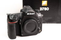 Nikon D780 + 3 EN-EL15b baterije