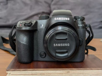 Ovaj Samsung NX1