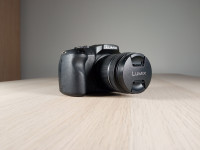 Panasonic G6 sa objektivom i opremom