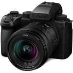 Panasonic Lumix DC S5 MARK II X + LUMIX S 20 60mm F/3.5-5.6