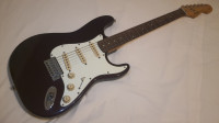 Električna gitara - Fender Squier Stratocaster Made in Korea