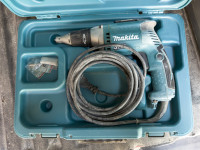 Makita Odvijač Izvijač FS4300 570W za knauf