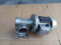 Elektromotor trofazni s reduktorom 0,18 kW