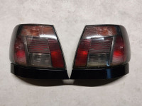 Audi A4 B5 crne zadnje lampe