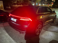 Audi Q8 USA zadnja svjetla komplet