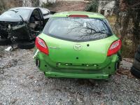 mazda 2 štop svijetlo  desno