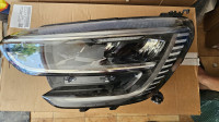 Megane 4 PR L  FULL LED far 260604081R