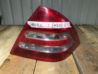 MERCEDES C Class W203 Saloon 2003- zadnja desna stop lampa 2038200264R