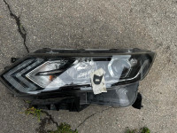 Nissan Qashqai J11 2017-2021 LED LIJEVI FAR OSTECENA KOPCA