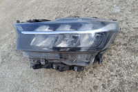 Suzuki S-Cross S Cross lijevi LED far 2022 2023 2024