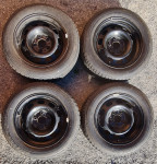 Čelične felge i zimske gume Bridgestone sa slika, 4 kom - 140 eura